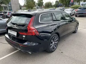 Volvo V60 Inscription Expression Recharge Plug-In Hybrid AWD Bild 3