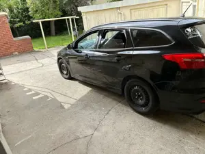 Ford Focus Focus Turnier 1.0 EcoBoost Start-Stopp-System ST-L