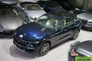 Maserati Levante Benzin 3.0 V6 GRANLUSSO*BLAU/BEIGE*PANO*