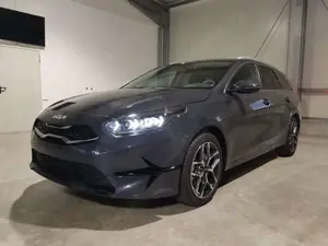 Kia Ceed SW / cee'd SW Sportswagon TOP 1.5 T-GDI 160 PS Navi-AppleCarP...