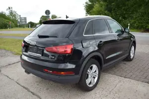 Audi Q3 TDI 2.0L  *2.HAND*SCHECKHEFT GEPFLEGT* Bild 5