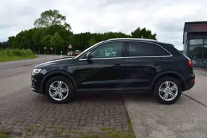 Audi Q3 TDI 2.0L  *2.HAND*SCHECKHEFT GEPFLEGT* Bild 4