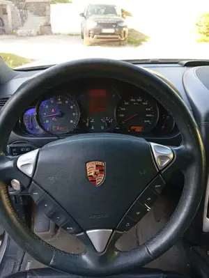 Porsche Cayenne Tiptronic S Bild 2