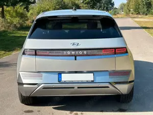 Hyundai IONIQ 5 77,4 kWh Tech-Pack*Park-Pack*MIETKAUF* Bild 4