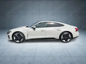 Audi e-tron GT quattro Induvidual/Matrix/BO/21''/Luft/Kam/Assist Bild 3