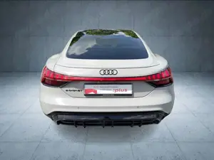 Audi e-tron GT quattro Induvidual/Matrix/BO/21''/Luft/Kam/Assist Bild 5