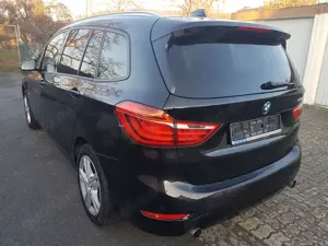 BMW 220 d Sport Line Gran Tourer LED,Navi,Panodach M-Paket Bild 3