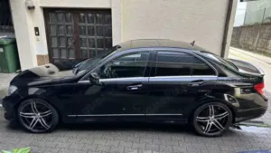 Mercedes-Benz C 350 C350 CDI AMG Sport Plus 19Zoll