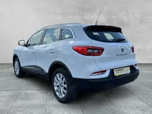 Renault Kadjar LIMITED TCE 140 GPF Limited SHZ+TEMPOMAT+KLIMA Bild 3