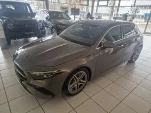 Mercedes-Benz A 250 4M AMG Line Premium Leder MBeam Keyless Bild 4