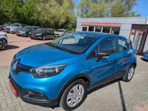 Renault Captur Expression /  Anhängerkupplung Bild 2