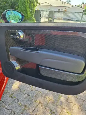 Abarth 695 Tributo Ferrari Bild 3