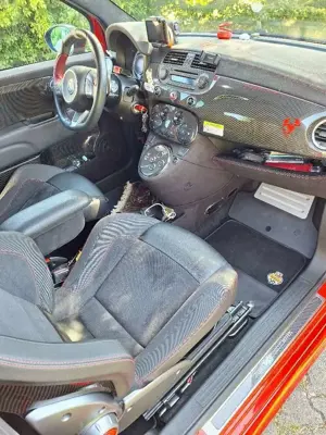 Abarth 695 Tributo Ferrari Bild 5