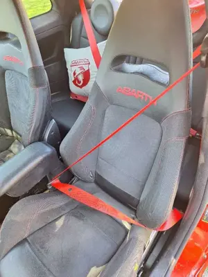 Abarth 695 Tributo Ferrari Bild 4