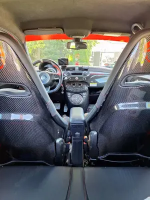 Abarth 695 Tributo Ferrari Bild 2