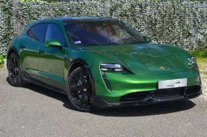 Porsche Taycan Cross Turismo Turbo S Bild 4