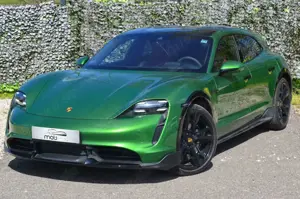 Porsche Taycan Cross Turismo Turbo S Bild 2