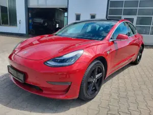 Tesla Model 3 Dual Max Range 4WD/Boost/1.Hd/Autopilot