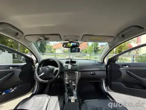 Toyota Avensis T25 