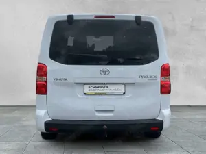 Toyota Proace 2.0 D-4D L2 6-Sitzer Executive BI-XENON+NAVI+PANO Bild 5