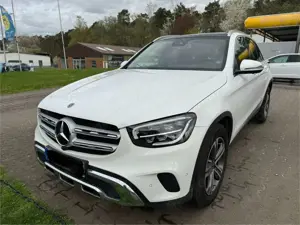 Mercedes-Benz GLC 300 d 4Matic 9G-TRONIC