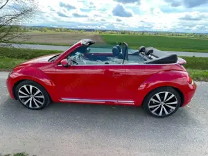Volkswagen Beetle Cabrio 1.4 TSI Design BMT, tornadorot