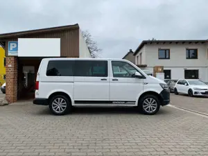 Volkswagen T6 Transporter - 9 Sitze  - Navi - Automatik !!!