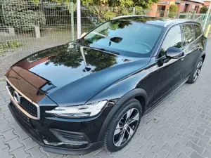 Volvo V60 Cross Country D3 AWD Geartronic Pro*TÜV NEU* Bild 3