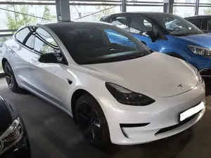 Tesla Model 3 Basis RWD