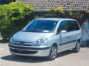 Peugeot 807 Family