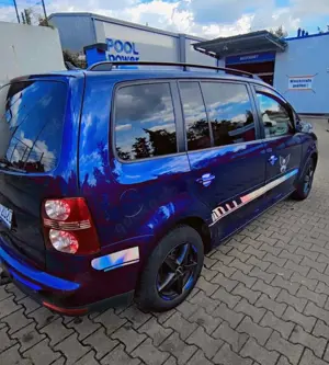 Volkswagen Touran 2.0 TDI DSG Trendline Bild 4