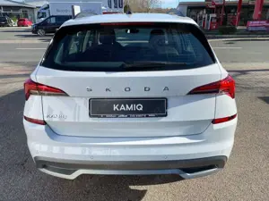 Skoda Kamiq Ambition 1,0 TSI DSG ACC Voll-LED Bild 4