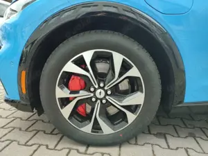 Ford Mustang Mach-E Premium AWD Panorama Navi Memory Sitze B  O 360 K Bild 3