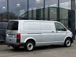 Volkswagen T6 Transporter 2.0 TDI LANG KLIM/ST-HEIZ/AHK/NAV Bild 4