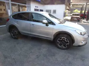 Subaru XV 2.0i Lineartronic Exclusive Navi Schiebedach M+S Bild 4