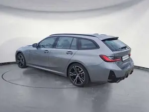 BMW 330 i xDrive Touring Autom. M Sportpaket HIFI Bild 4