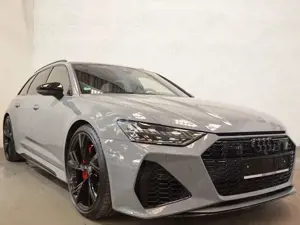 Audi RS6 Avant *V-Max Ceramic 22Zoll BO Sportabgas* Bild 4