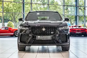 Jaguar F-Pace SVR 1988 EDITION MERIDIAN HUD PANO Bild 2