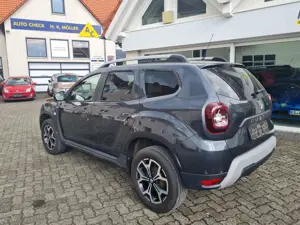 Dacia Duster Blue dCi 115 4WD Celebration Bild 4