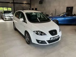 SEAT Altea XL 2.0 TDI Sun AHK Navi Xenon PDC Bild 3