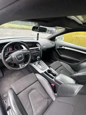 Audi A5 2.7 TDI DPF multitronic Bild 4