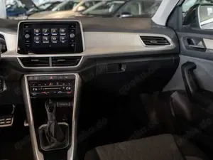 Volkswagen T-Roc 1,5 TSI DSG Move LED AHK App-Connect 17" Bild 4