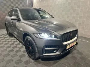 Jaguar F-Pace AWD*R-SPORT*MERIDIAN-R.KAM-SHZ-WLAN-19"