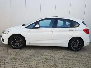BMW 218 218d Active Tourer Sport-Aut. Luxury Line Bild 4