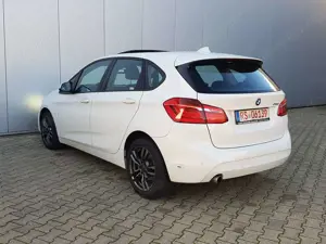 BMW 218 218d Active Tourer Sport-Aut. Luxury Line Bild 5
