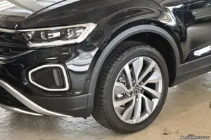 Volkswagen T-Roc 1.5 TSI Automatik Goal Bild 4
