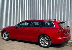 Volvo V60 Momentum Pro *LED*AppleCarPlay*elktr. Heckklappe* Bild 3