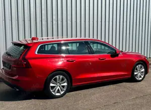 Volvo V60 Momentum Pro *LED*AppleCarPlay*elktr. Heckklappe* Bild 5