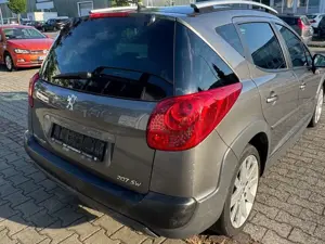 Peugeot 207 SW Bild 4