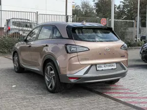 Hyundai NEXO PRIME GLASSCHIEBEDACH Navi Soundsystem Klimasitze Bild 2